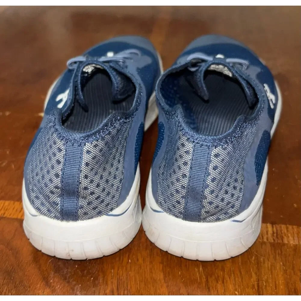 Under Armour men’s blue mesh Micro G Kilchis boat shoes (size 10.5)